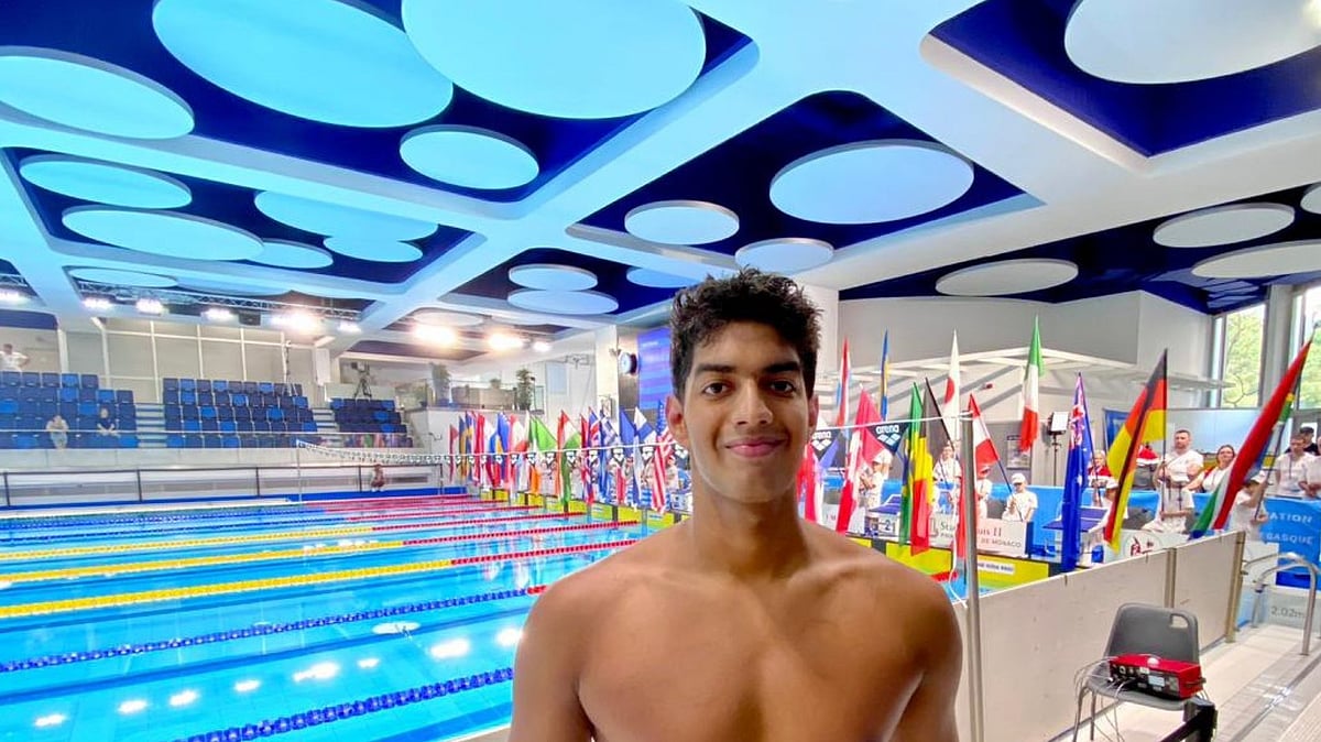 X| Swimming Federation of India : Indian Swimmer Srihari Nataraj. 